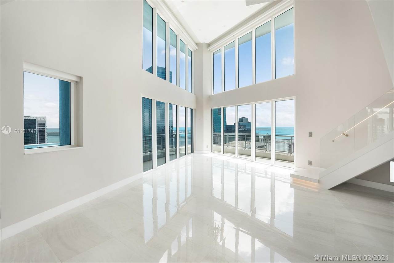 60 13th St - Photo 1