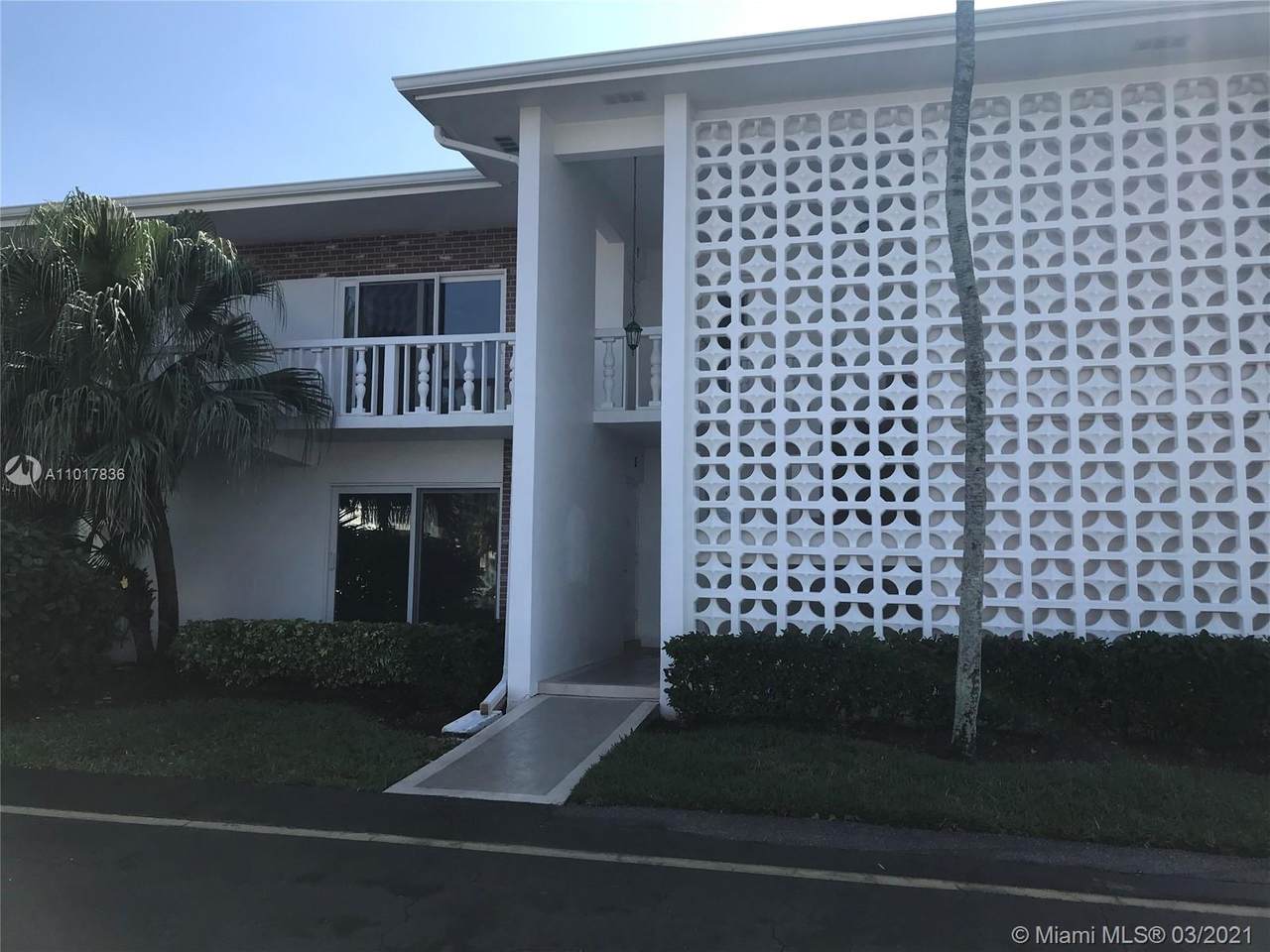 4501 Ocean Blvd - Photo 1