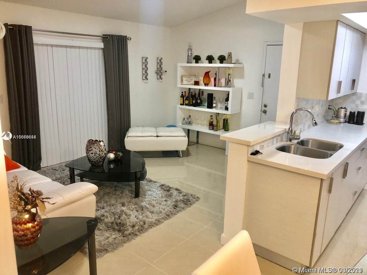 401 85th Ave - Photo 1