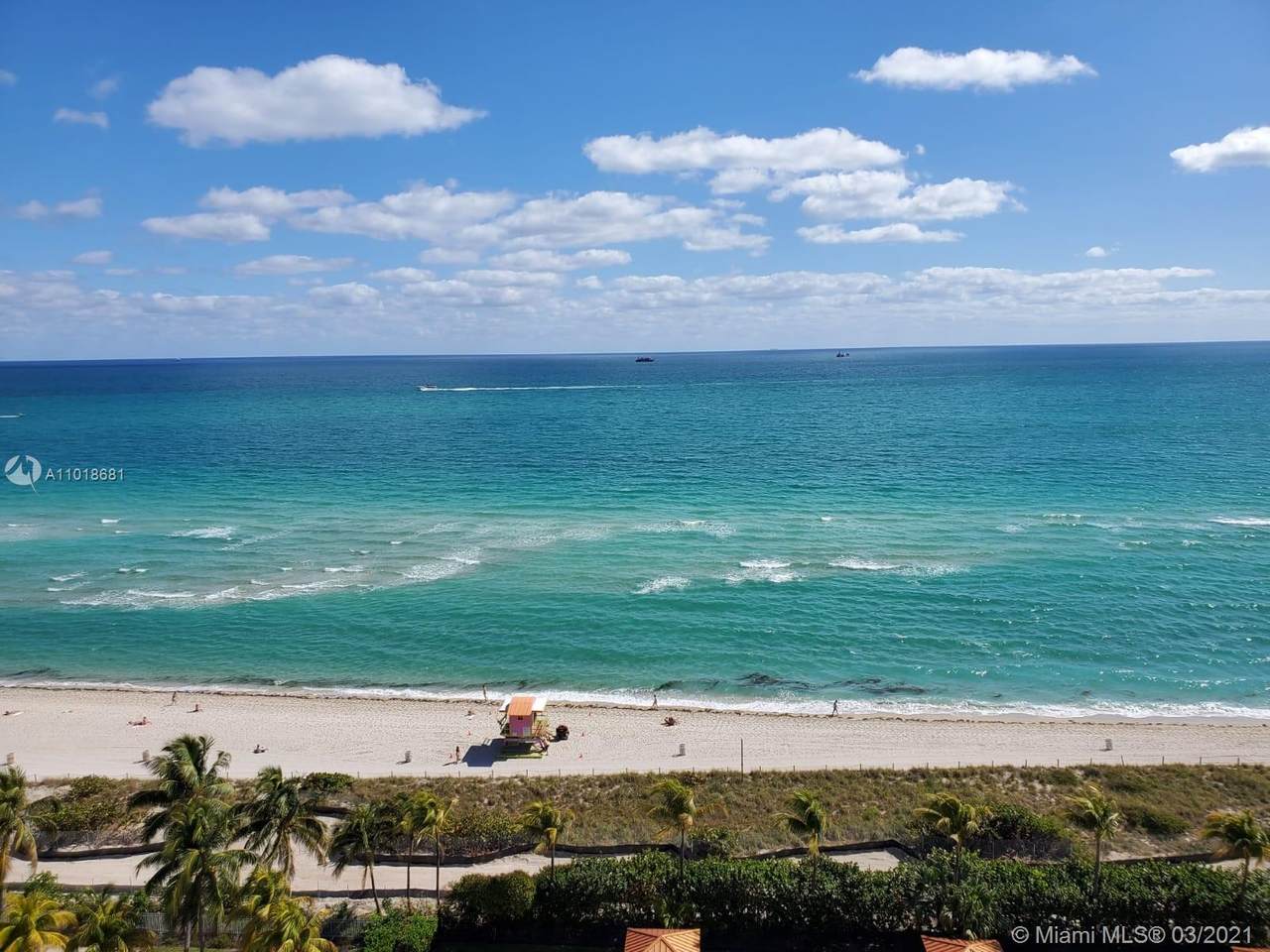 2625 Collins Ave - Photo 1