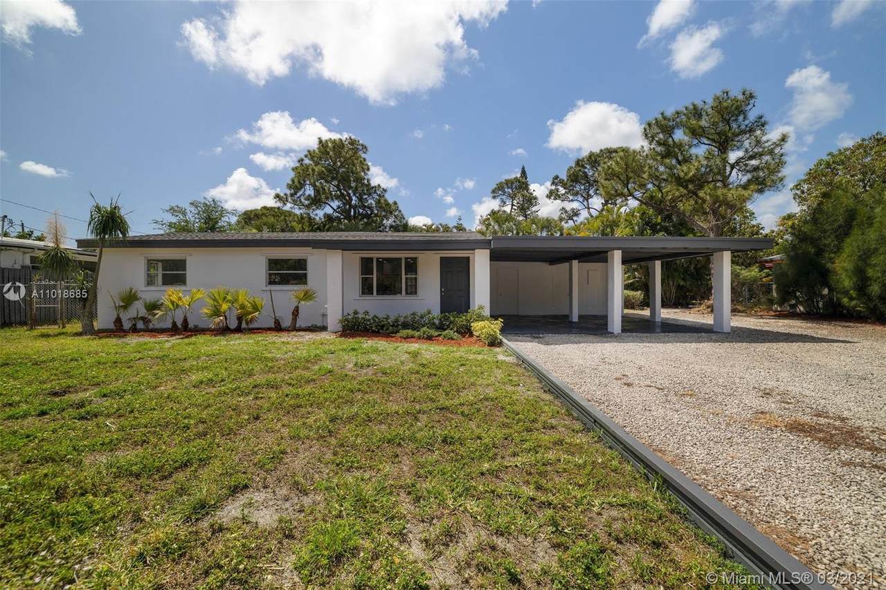 590 NW 42nd Street - Photo 1