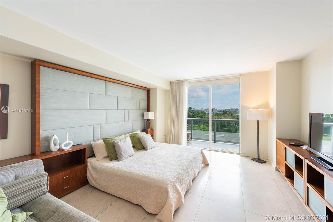 50 Biscayne Blvd - Photo 1