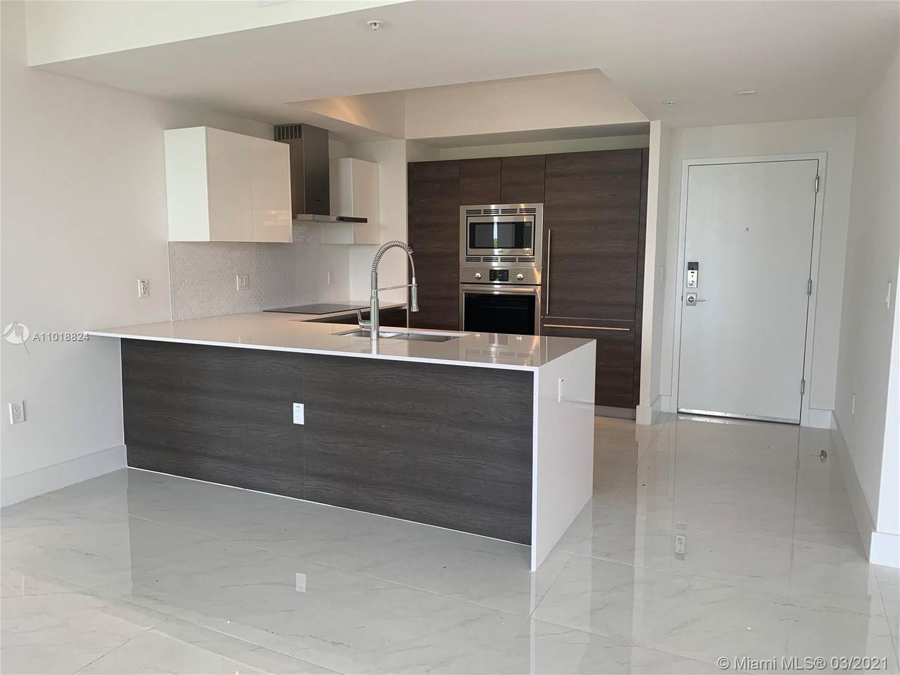 301 Altara Ave - Photo 1