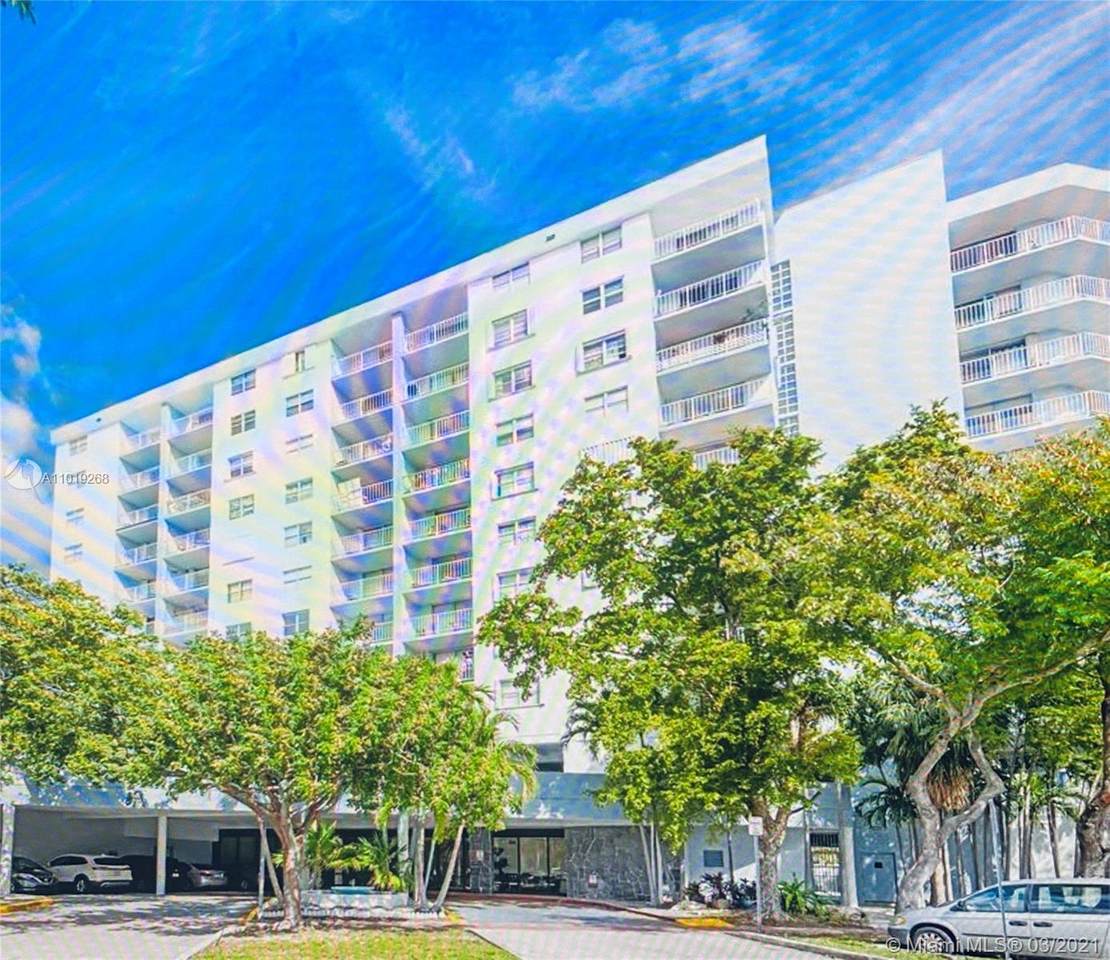 6900 Bay Dr - Photo 1