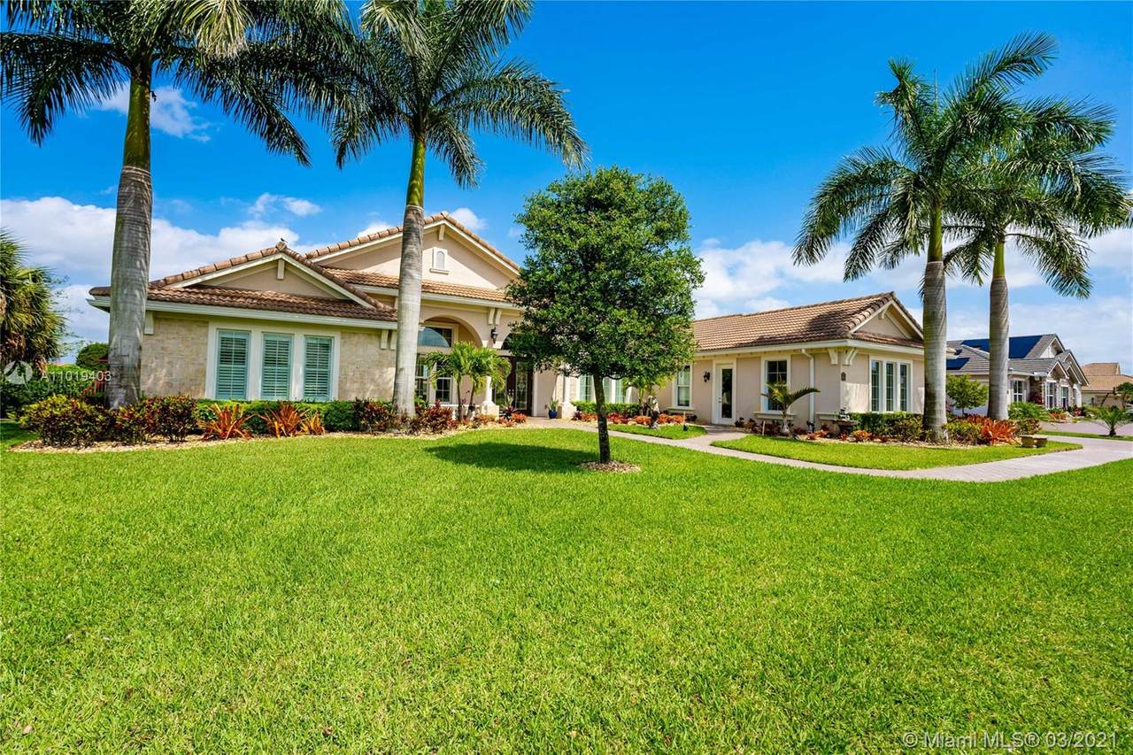 5669 Sterling Ranch Dr - Photo 1