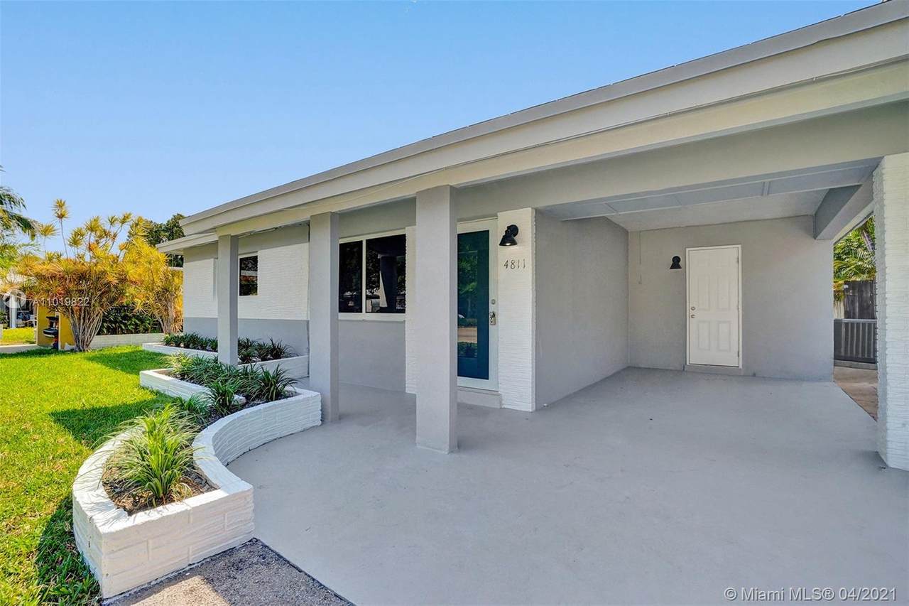 4811 6th Ave - Photo 1
