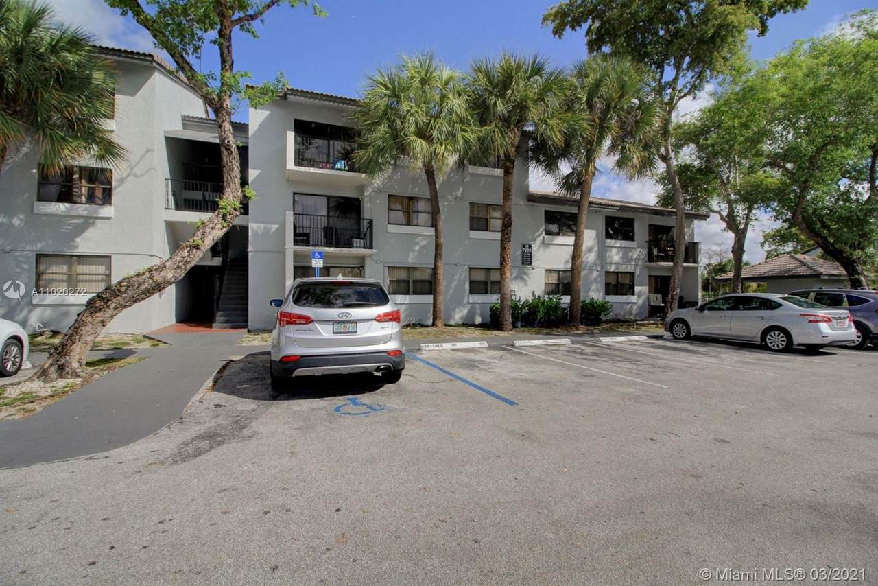 7235 179 Street - Photo 1