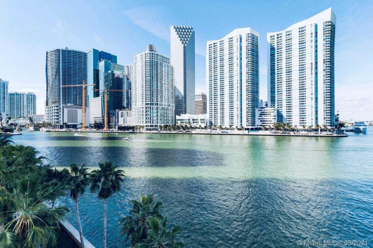 888 Brickell Key Dr - Photo 1
