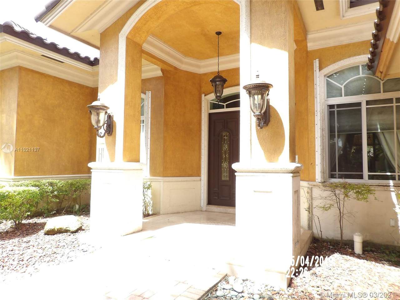 16770 86th Ct - Photo 1