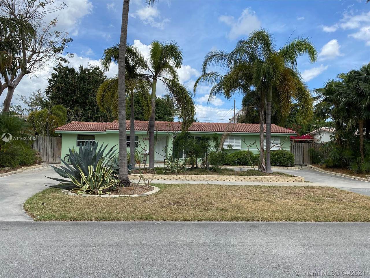 3717 Longfellow Cir - Photo 1