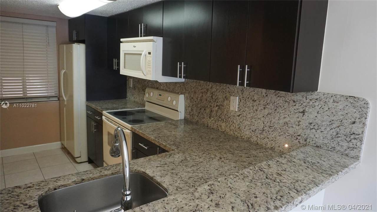 9917 Okeechobee Rd - Photo 1