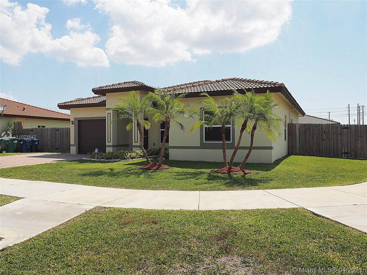 25521 132nd Ave - Photo 1