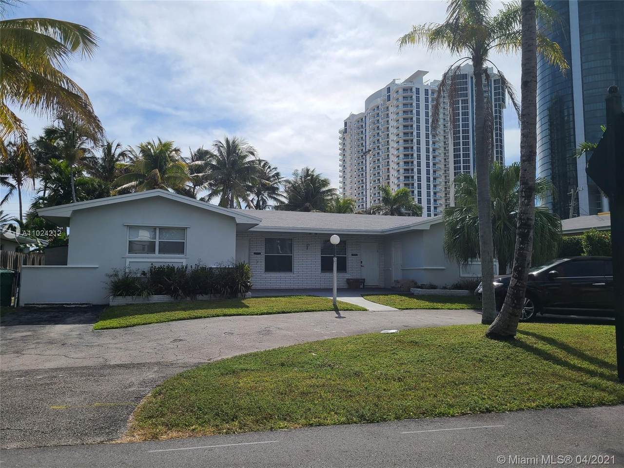 18801 Atlantic Blvd - Photo 1