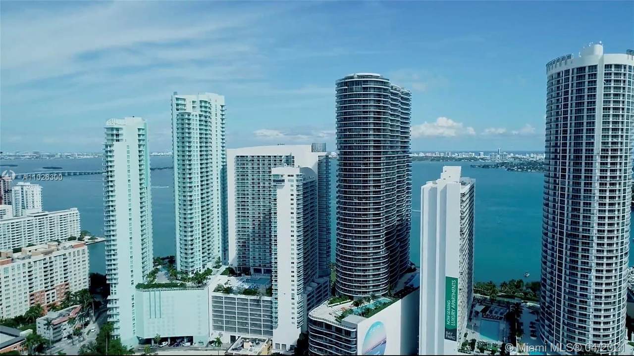 1900 Bayshore Dr - Photo 1