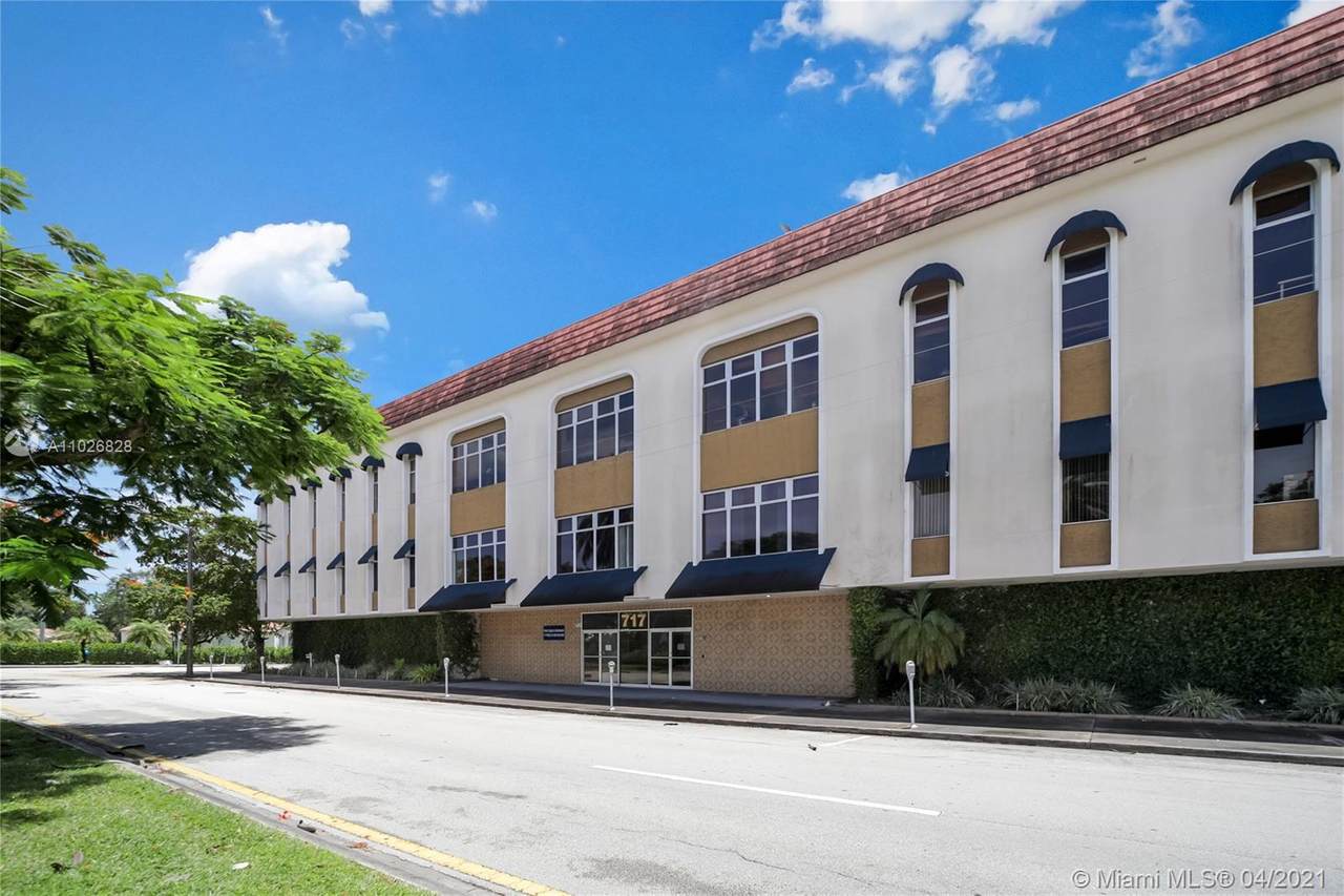 717 Ponce De Leon Blvd - Photo 1
