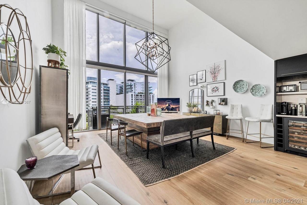 6000 Collins Ave - Photo 1