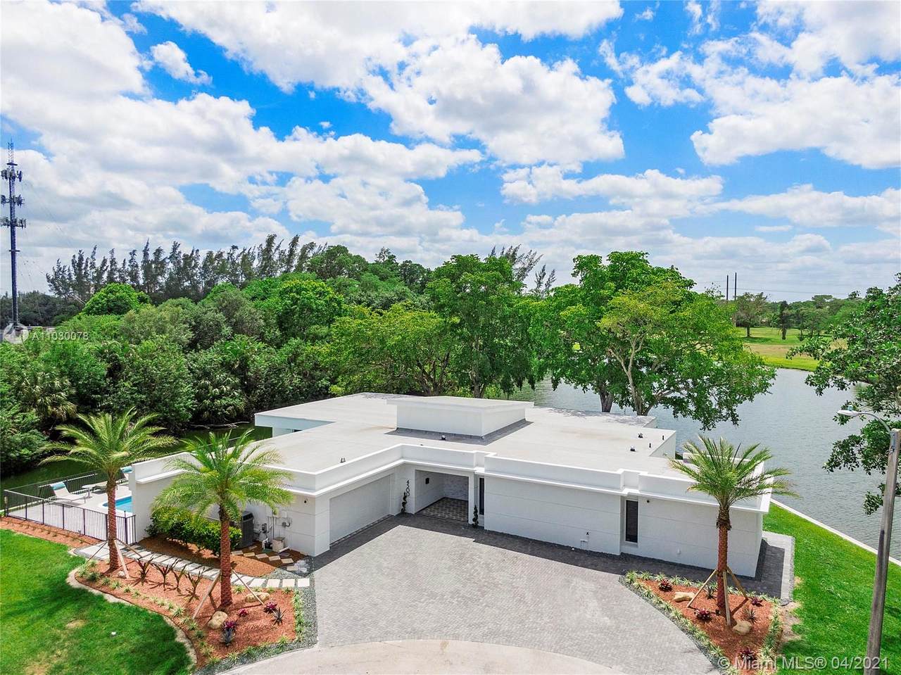 4500 Cavendish Cir - Photo 1