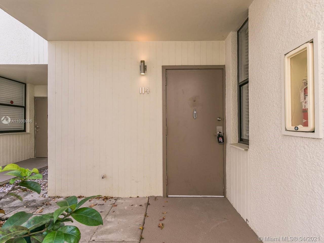 20300 Country Club Dr - Photo 1