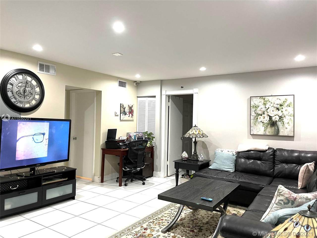 2324 Van Buren St - Photo 1