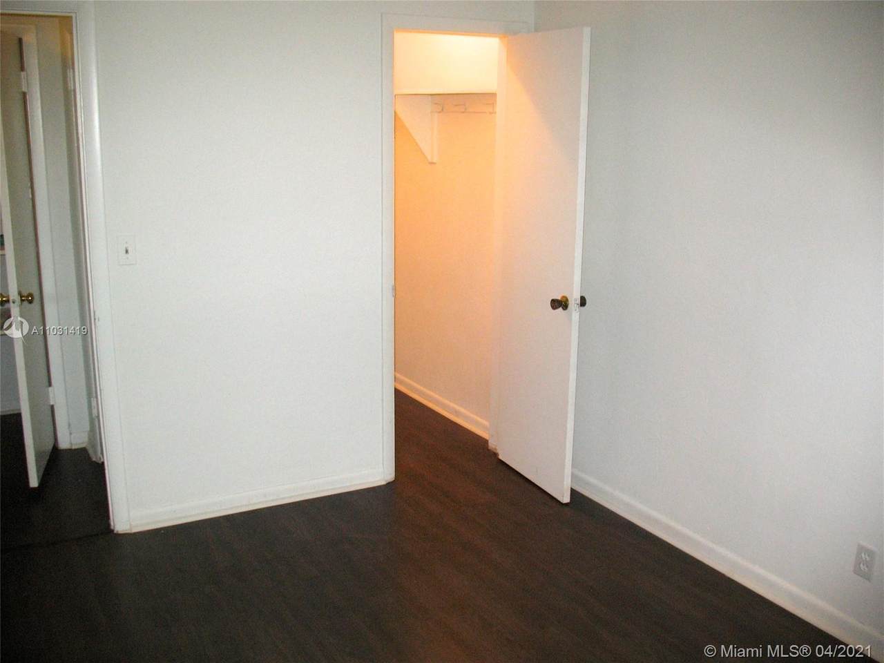 280 11th Ave - Photo 1