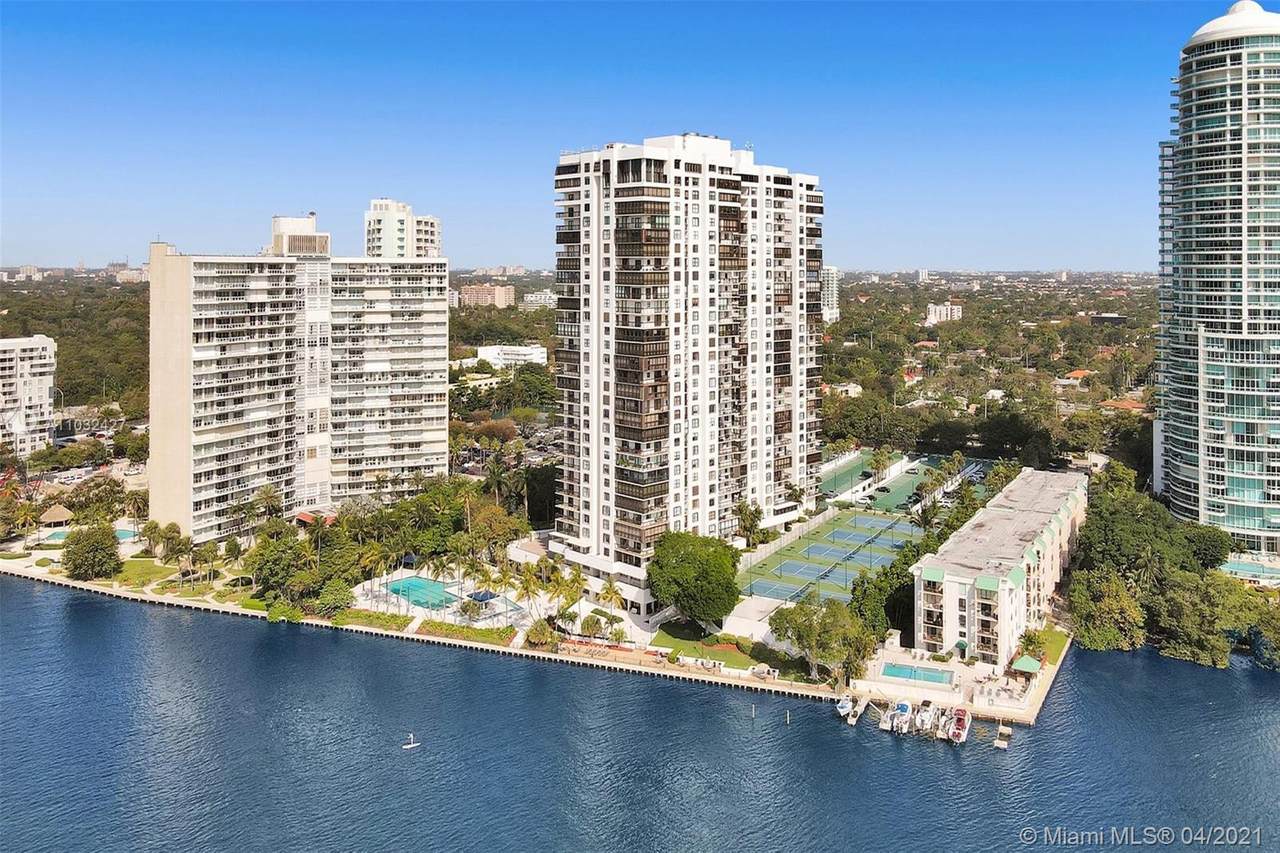 2333 Brickell Ave - Photo 1