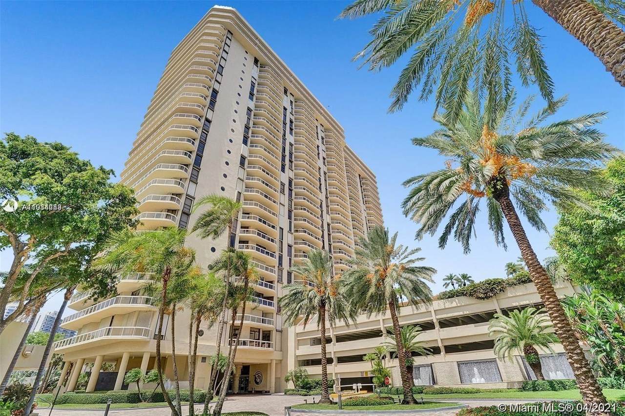 20191 Country Club Dr - Photo 1