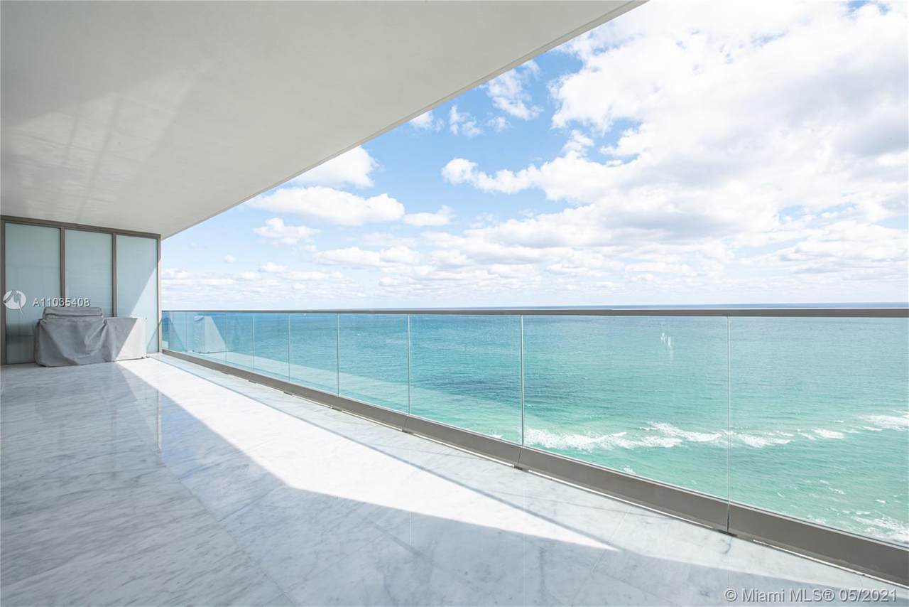 18975 Collins Ave - Photo 1