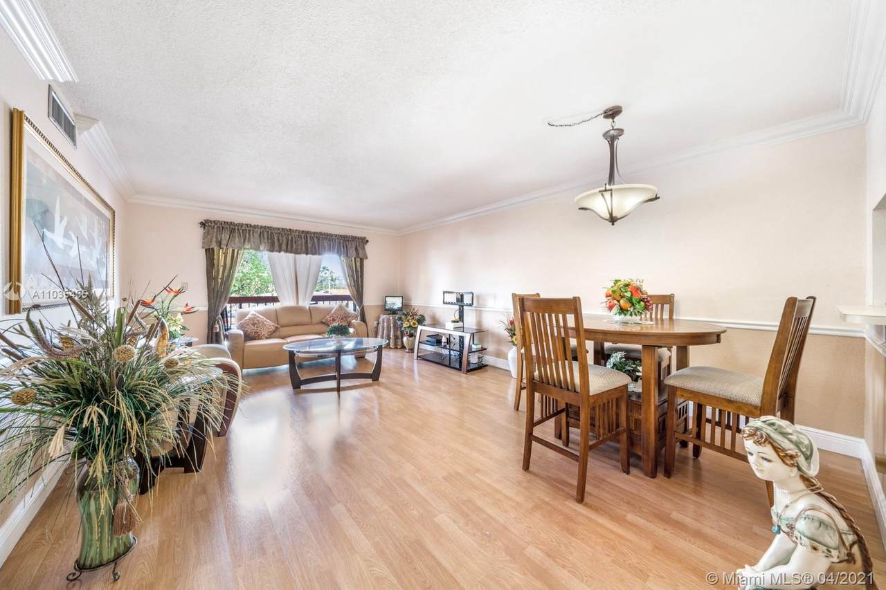 401 72nd Avenue - Photo 1