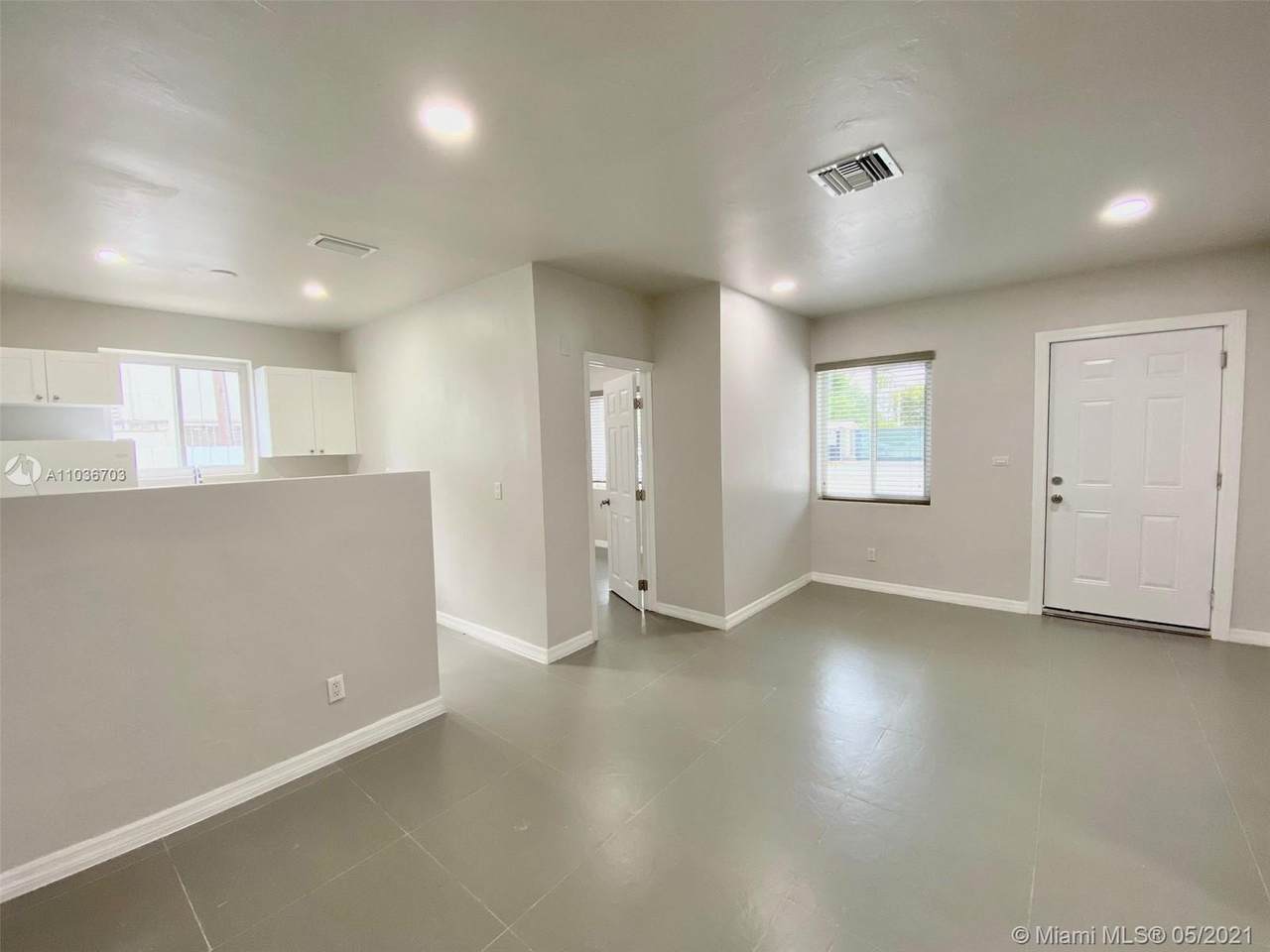 62 78th St - Photo 1