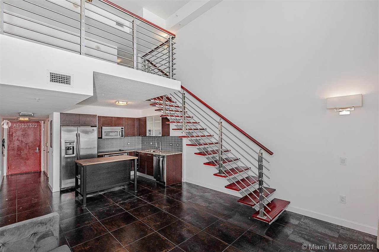 41 5th St - Photo 1