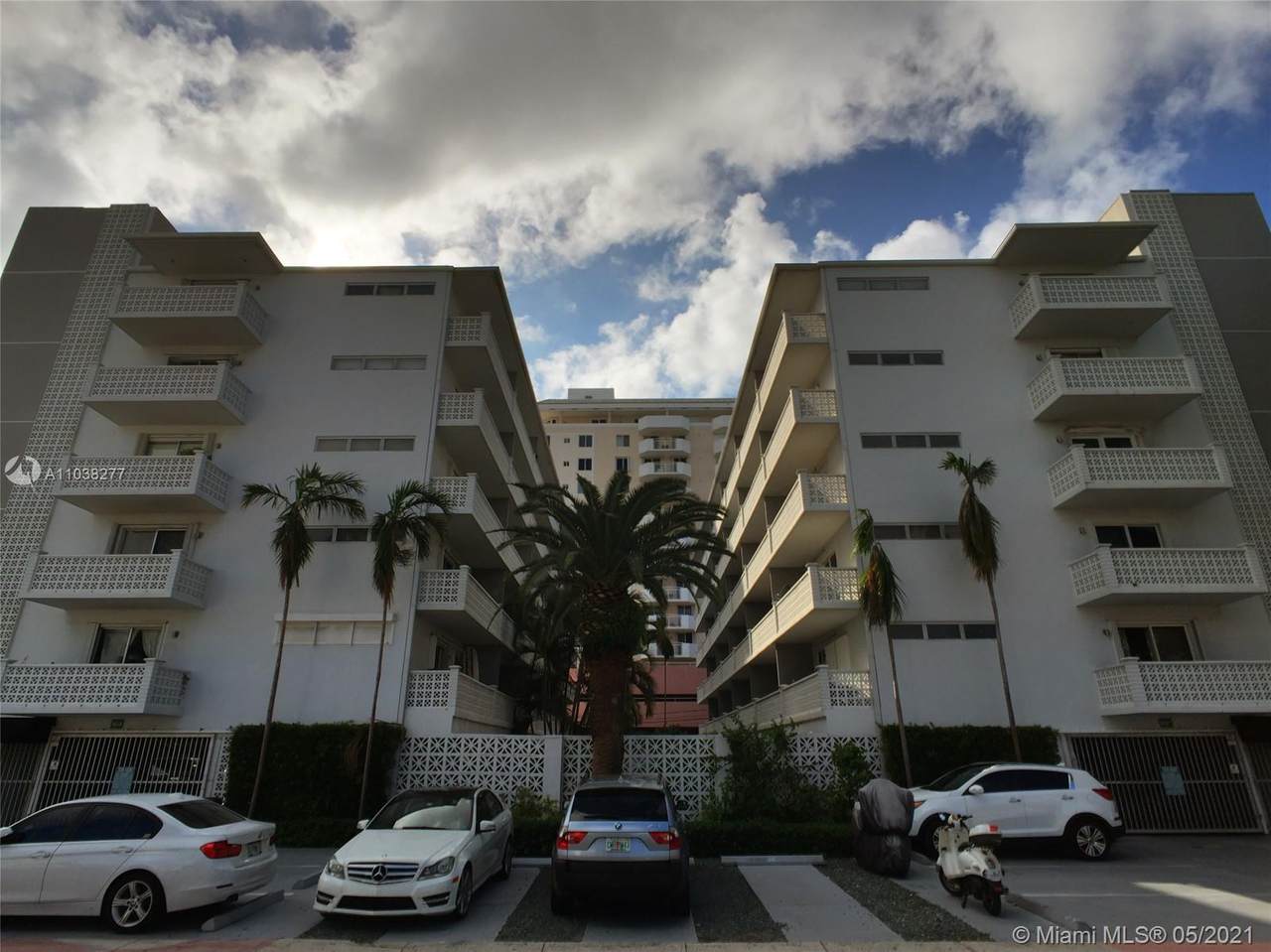 1620 West Ave - Photo 1