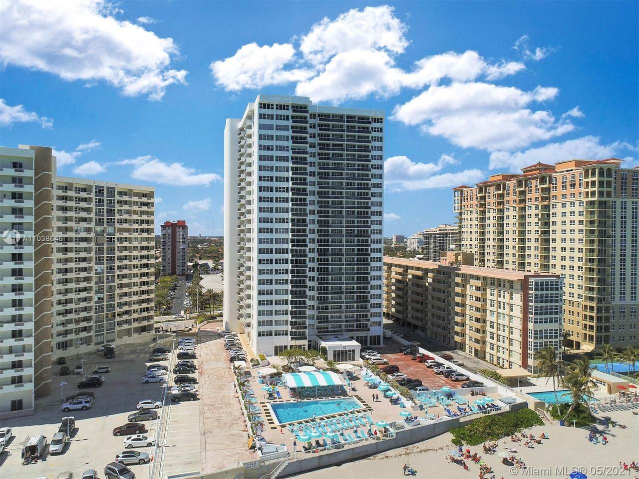 2030 Ocean Dr - Photo 1