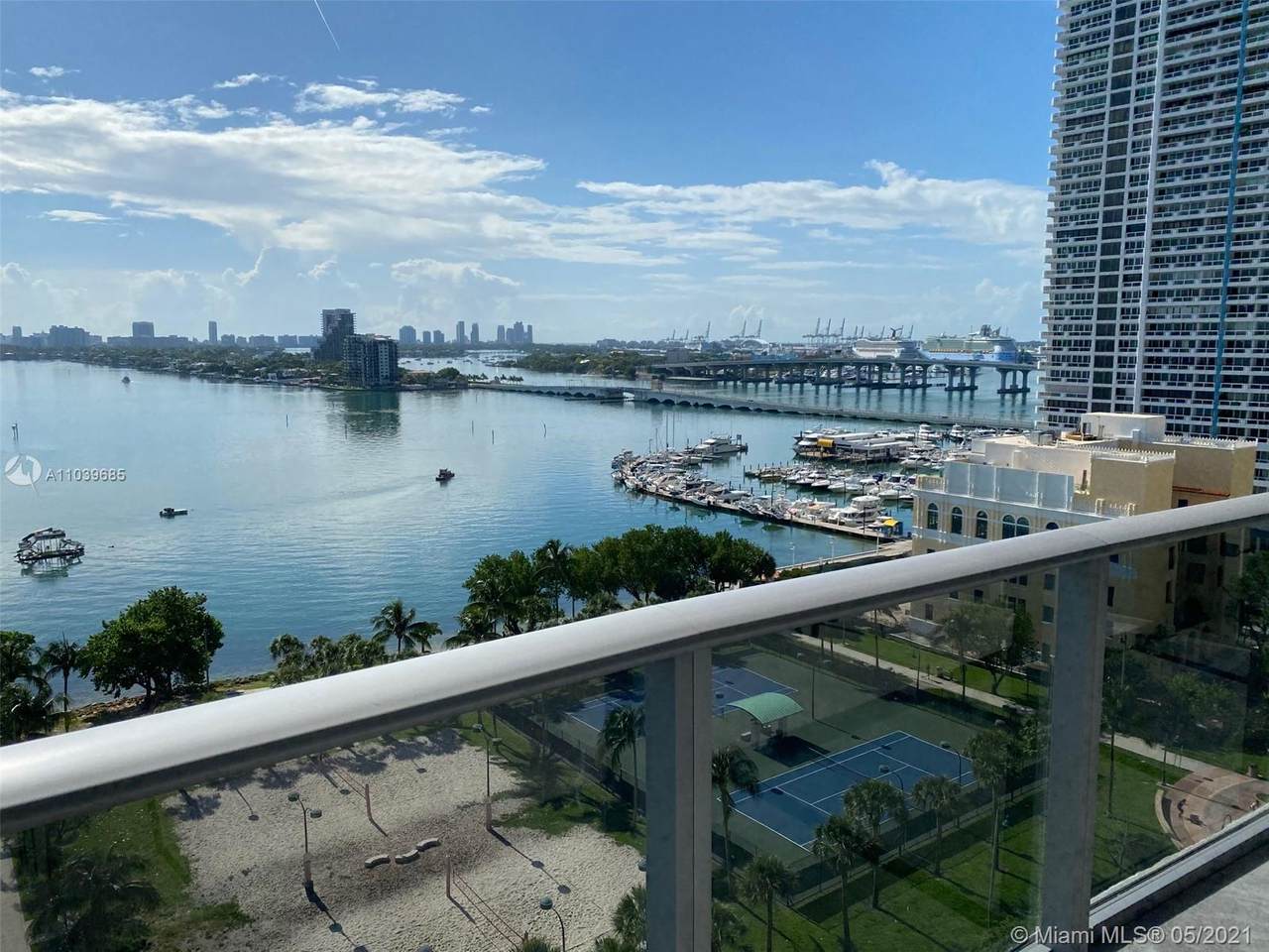 488 18 STREET - Photo 1