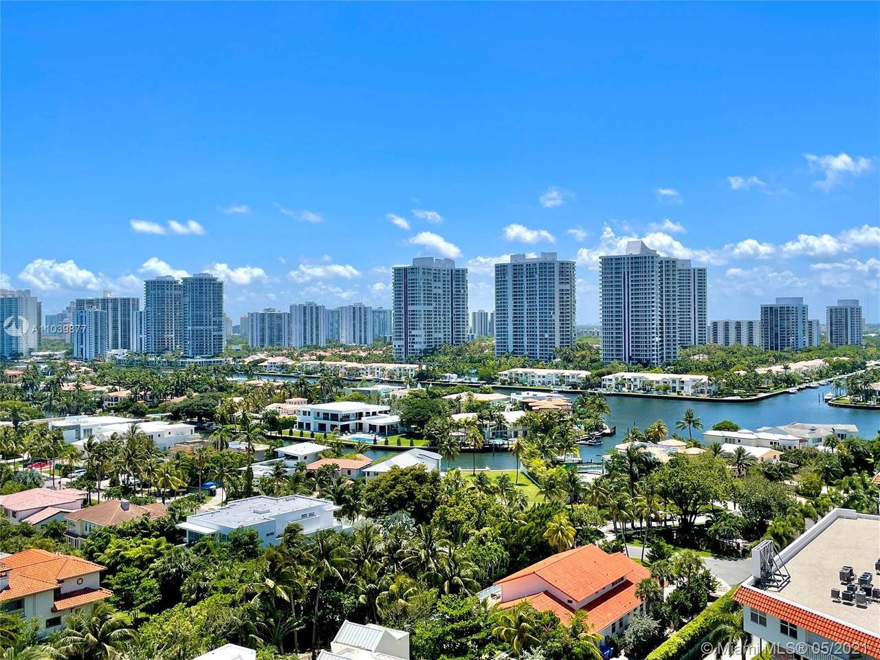 3180 Ocean Dr - Photo 1