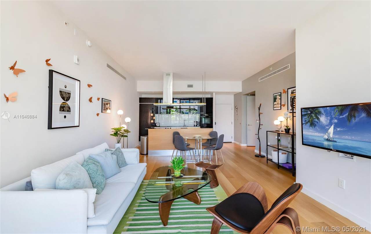 2100 Park Ave - Photo 1