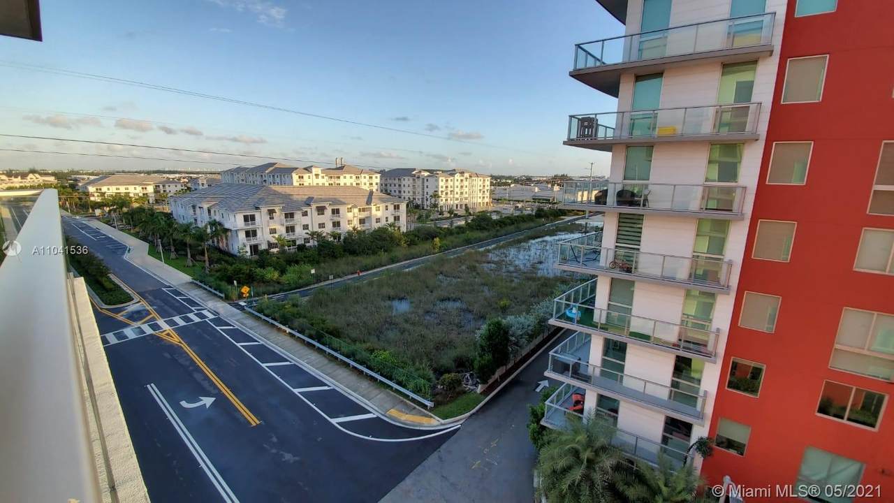 7825 107th Ave - Photo 1