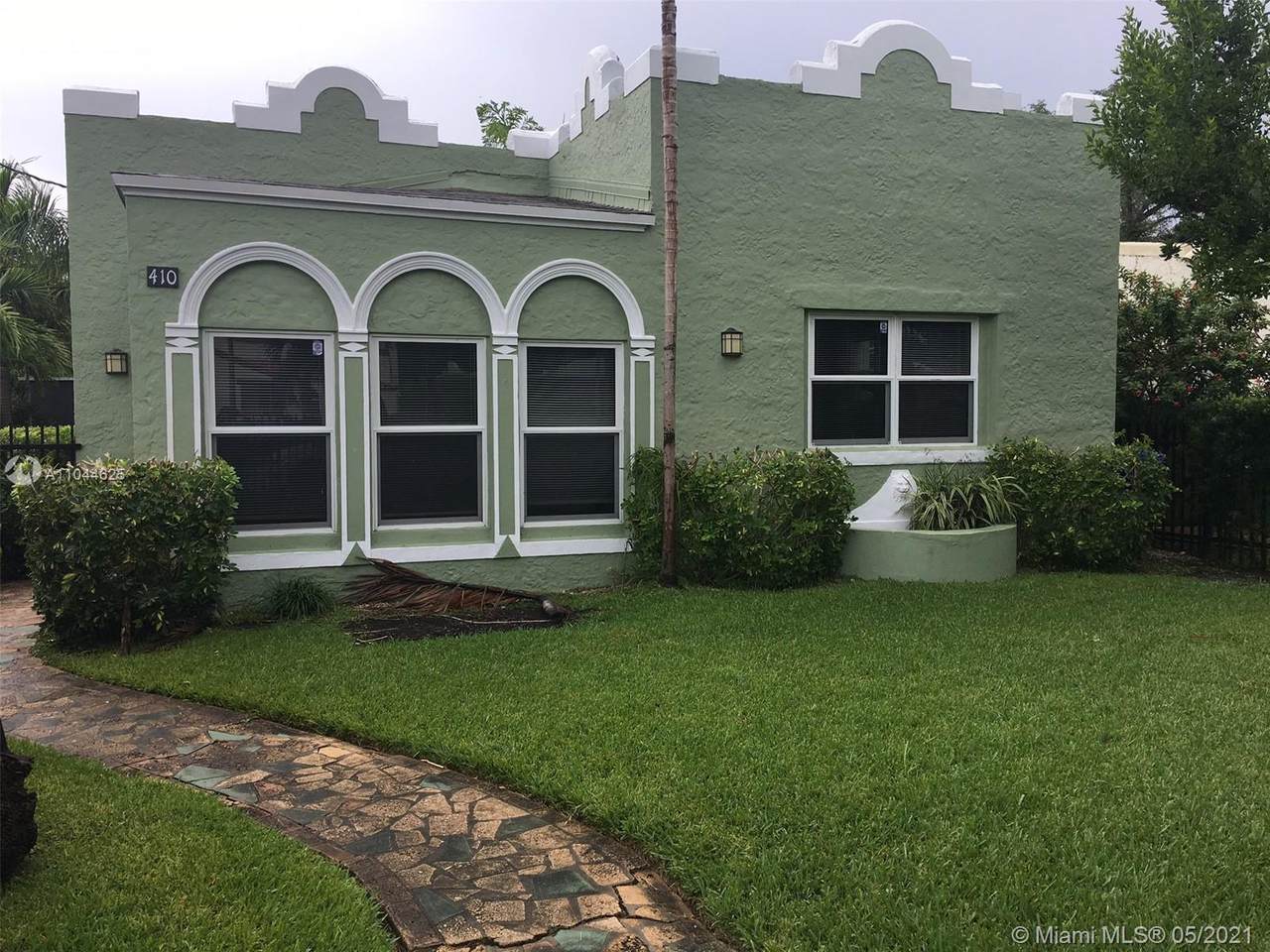 410 22nd Rd - Photo 1