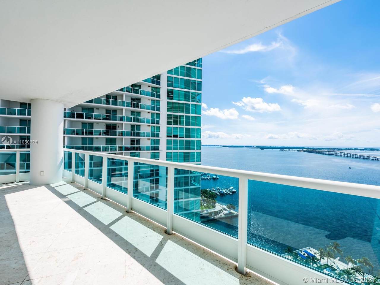 2127 Brickell Av - Photo 1