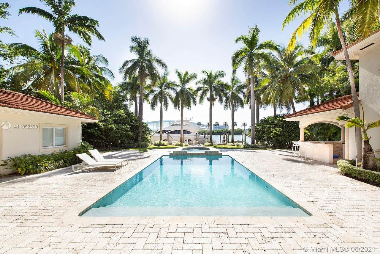 112 Palm Ave - Photo 1