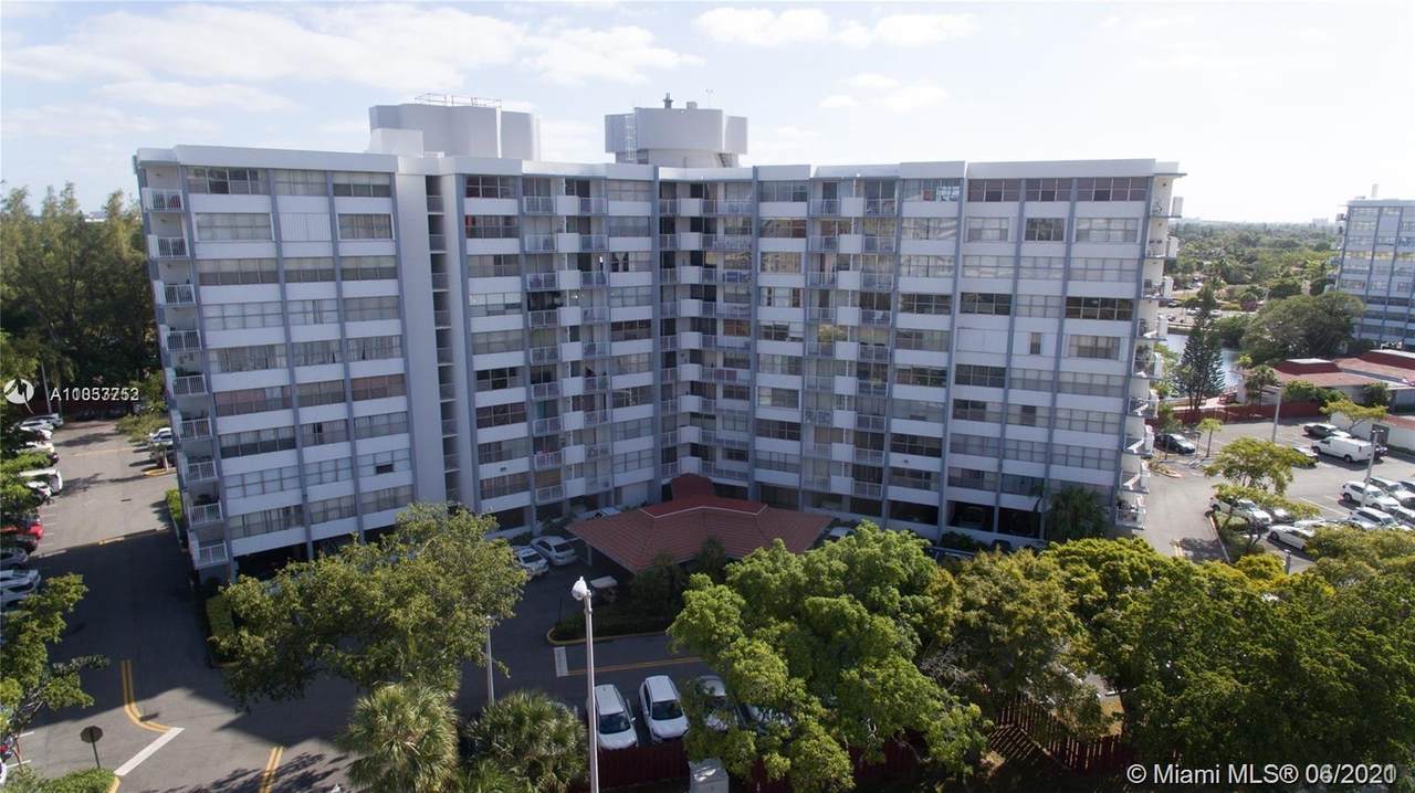 1300 Miami Gardens Dr - Photo 1