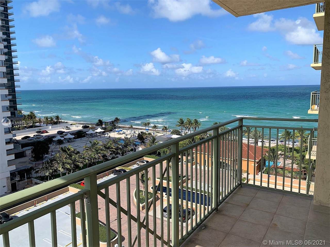 2080 Ocean Drive - Photo 1