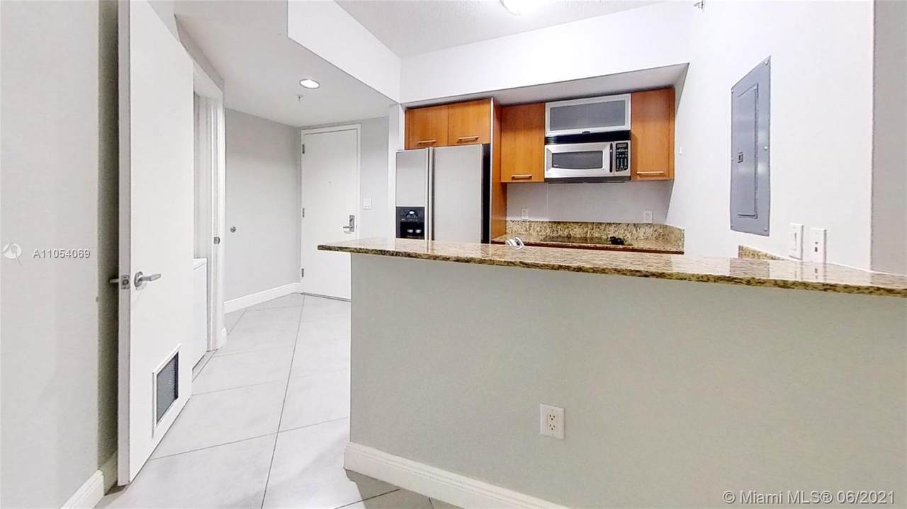 9055 73rd Ct - Photo 1