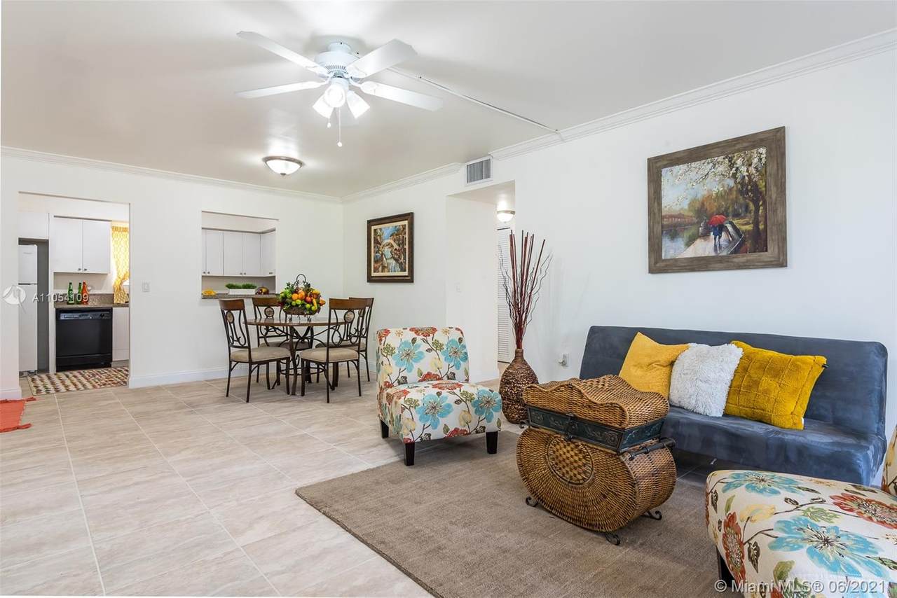 420 Ne 17th Ave - Photo 1