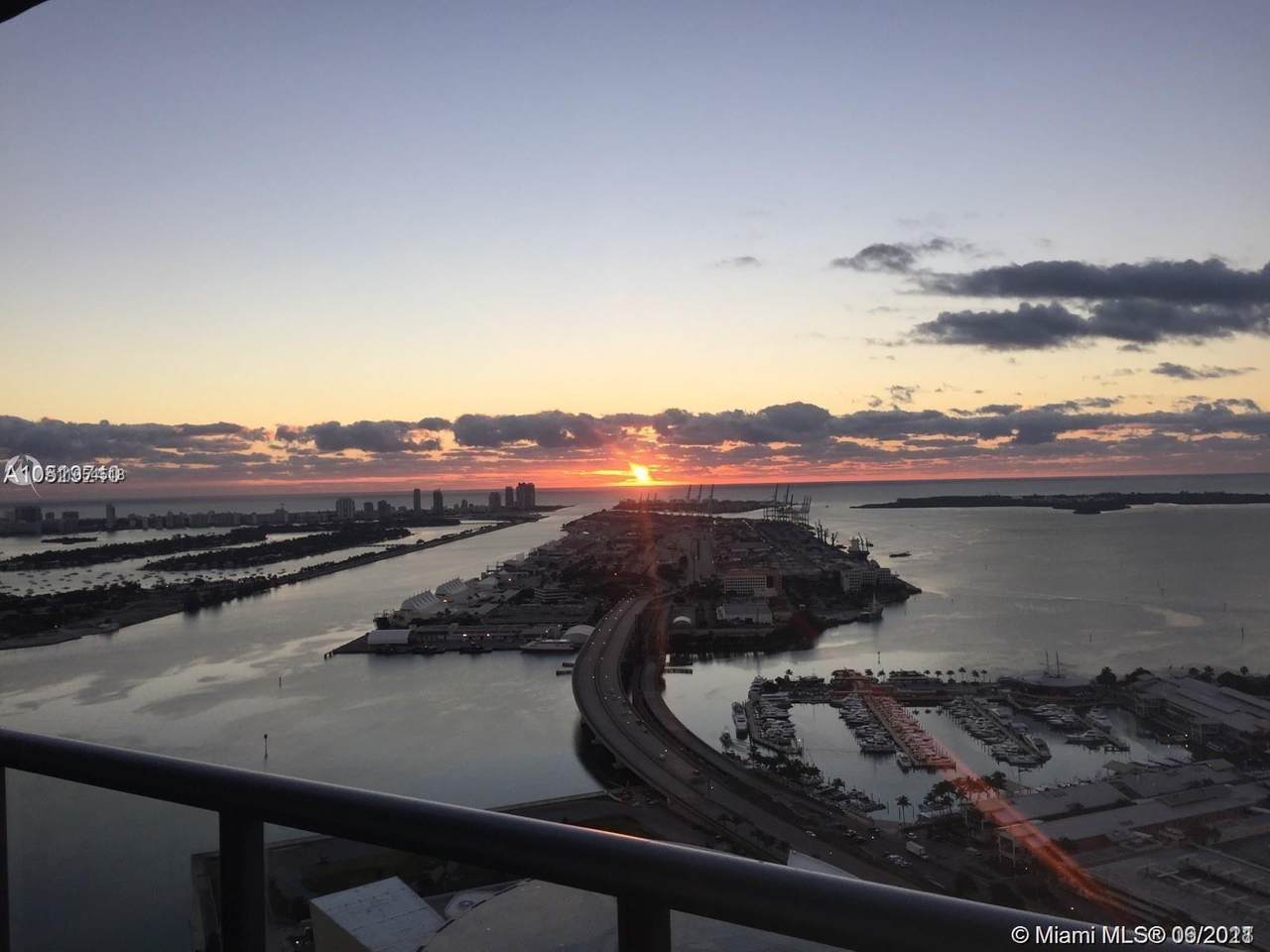 888 Biscayne Blvd - Photo 1