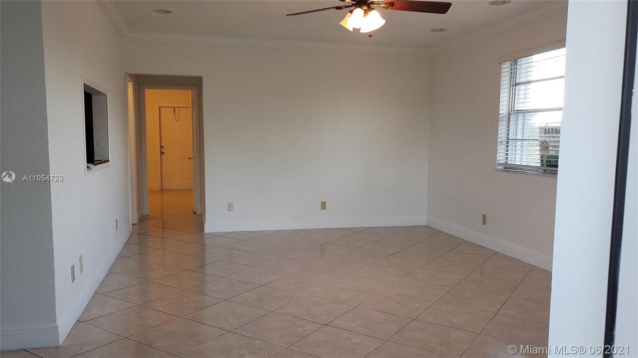 2915 Plunkett St - Photo 1