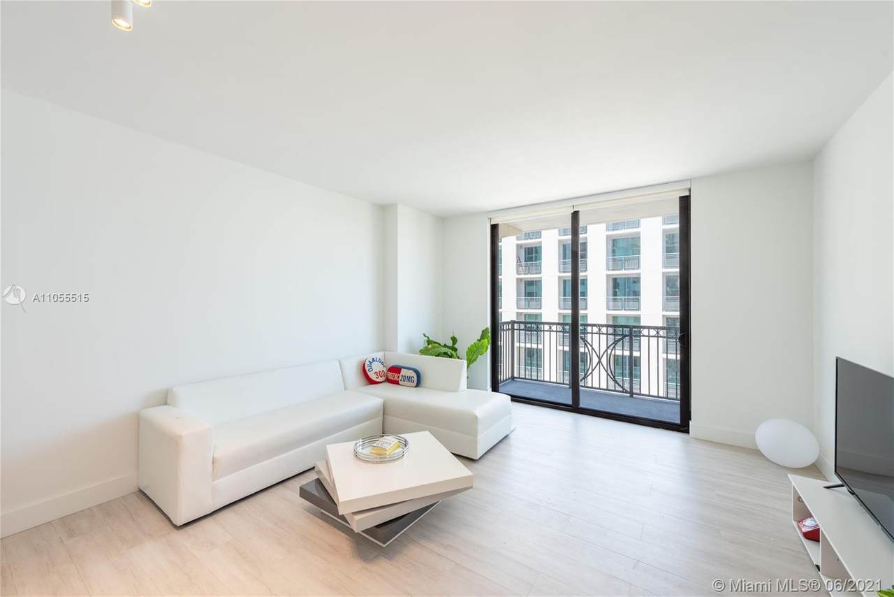 301 Altara Ave - Photo 1