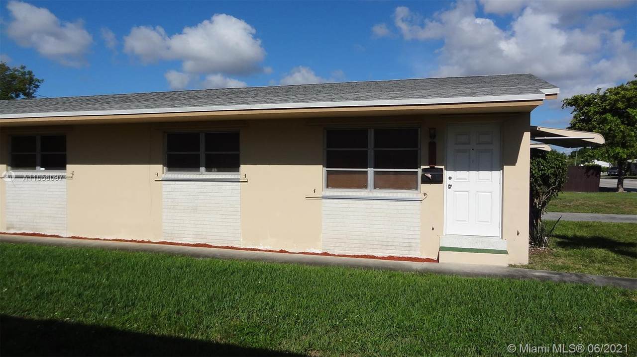2212 Johnson St - Photo 1