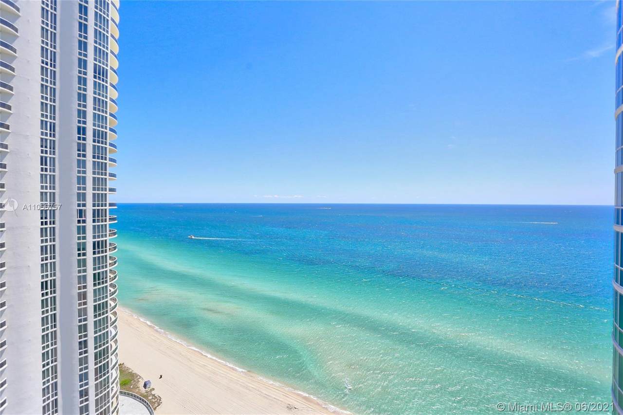 15811 Collins Av - Photo 1