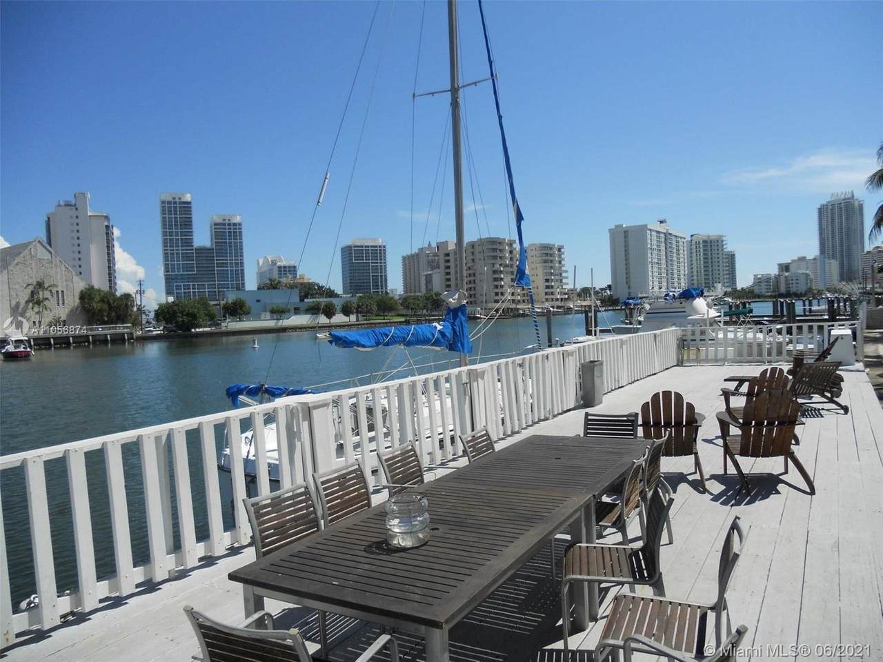6865 Bay Dr - Photo 1
