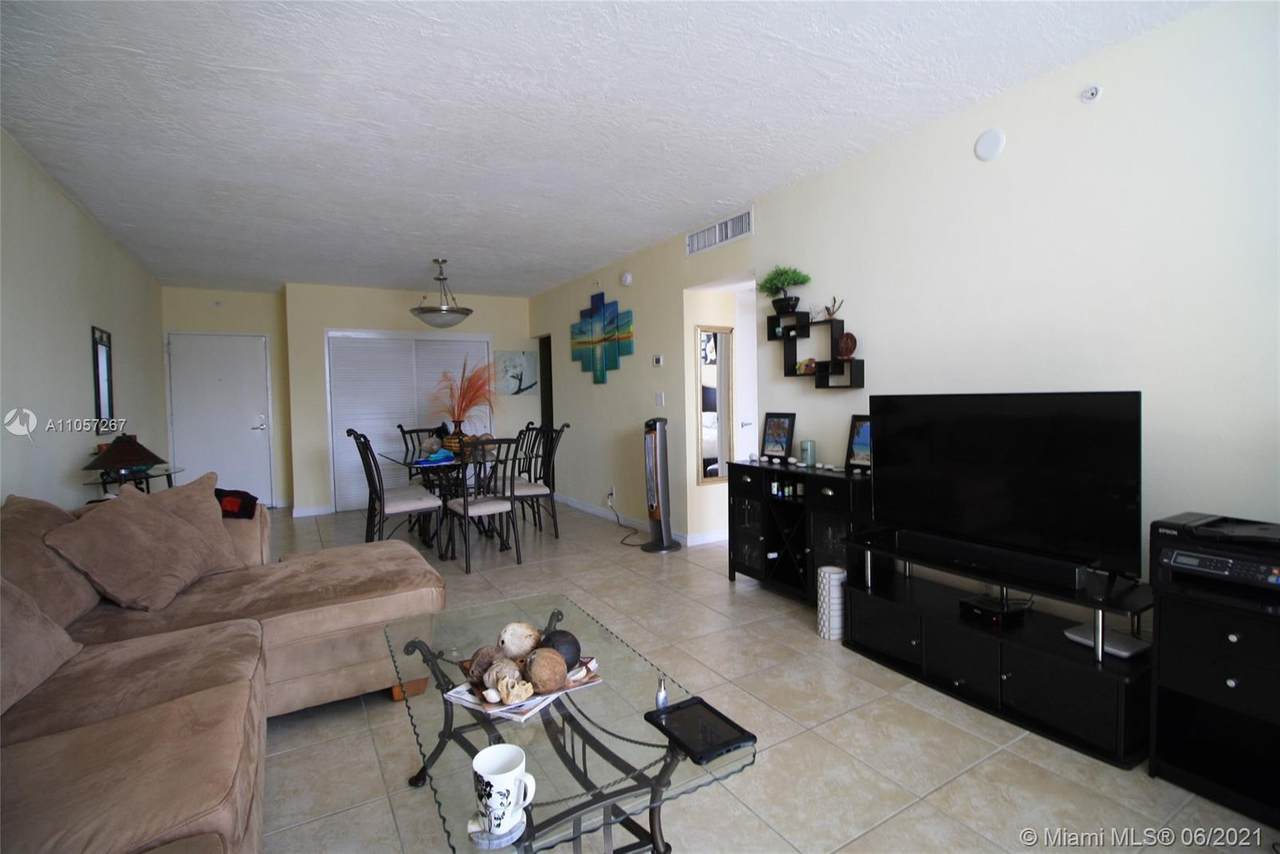 3000 Ocean Dr - Photo 1